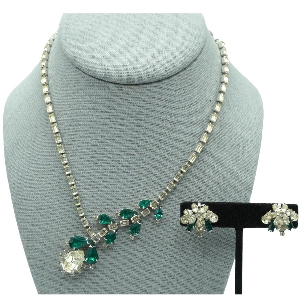 Vintage Volupte Rhinestone Jewelry Set Necklace Earrings Green Clear Screw-Ons S